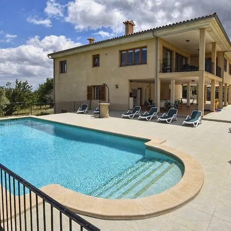 Fantastisches Kuerzlich Gebautes Mit Panoramablick, Pool Und Klimaanlage Holiday home *